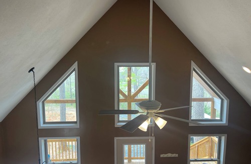 Rileyville Cabin | Charming 3-bedroom cabin with WiFi and AC in Rileyville. Mtn and river views.
