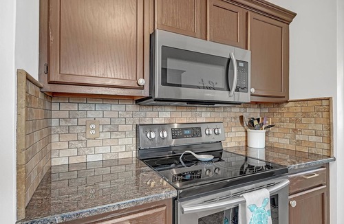 Silver Lake House | Charming 3-bedroom house close to area beachs, the river and downtown