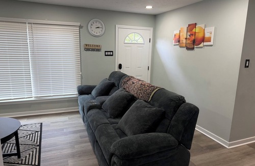 Highland Springs House | Charming 3-bedroom house with all inclusive and AC in Richmond