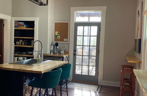 Midway House | Charming 3-bedroom house in Midway with screened in porch and salt water pool!
