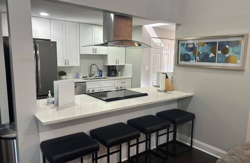 Norcross House | Charming 3-bedroom ranch home, back deck, close to ATL, in peaceful Norcross