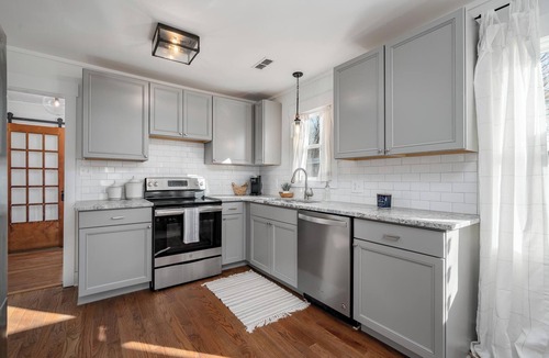 Murfreesboro House | Charming 3BR 2BA Fully Renovated near DWNTN & MTSU