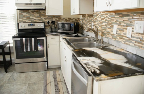 Downtown House | Charming 4BR Historic Home near Downtown & Duke, Spacious & Stylish