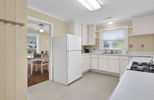 Wrightsville Beach House | Charming Coastal Retreat with Stunning Banks Channel Views – Pet Friendly!