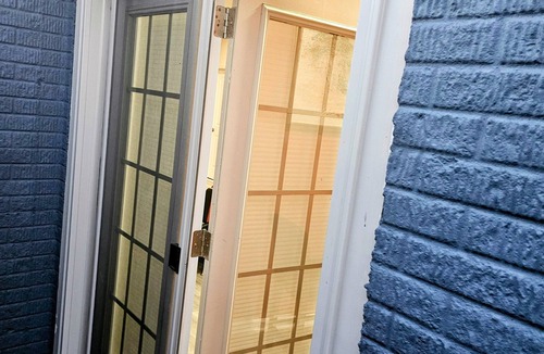 Glenarden House | Charming & cozi Basement in a Family-Friendly Lanham Neighborhood, MD.