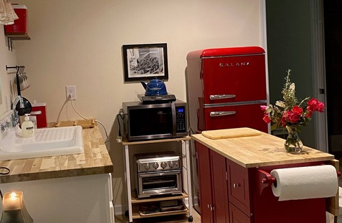 Demorest Cottage | Charming Demorest Cottage - Dog Friendly!