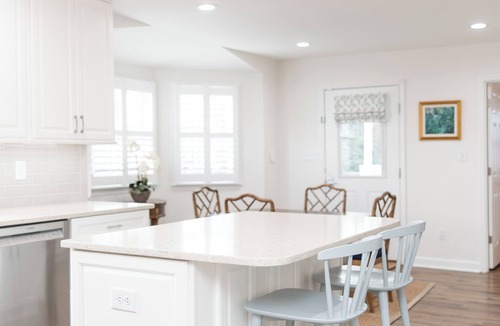 Morehead City House | Charming house steps from historic downtown front street!