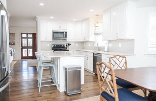 Morehead City House | Charming house steps from historic downtown front street!