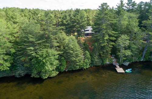 Franklin Cabin | Charming lakefront cabin close to Acadia National Park