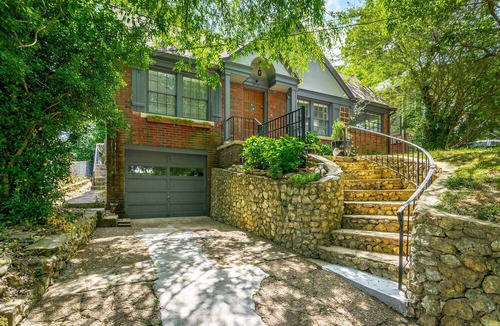 North Chattanooga House | Charming N. Chatt 3BR/1BA house w/private yard!