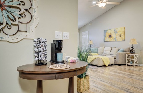 Charlestown Condo | Charming & Spacious Patio Home close to Charlestown State Park & River Ridge