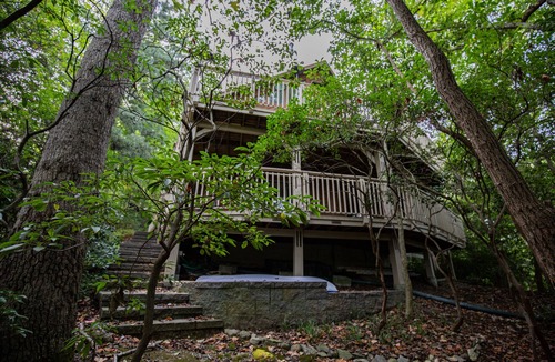 Chesapeake Ranch Estates-Drum Point House | Charming Waterfront Getaway with Private Dock
