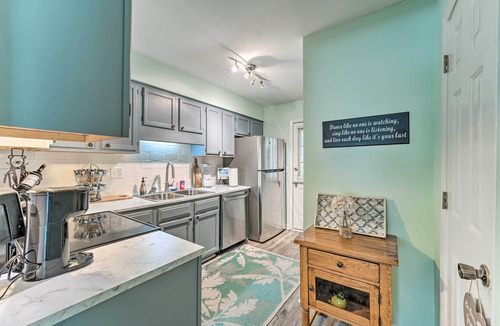 Silver Lake House | Charming Wilmington Home w/Screened-In Porch