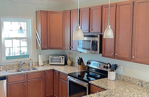 Wilmington Beach House | Cheerful, 3 bedroom townhome, 2 blocks from beach, family-friendly, beach ready