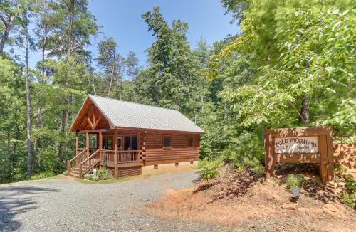 Cherry Log House | Cherry Log Couple’s Cabin Near Hiking & Waterfalls