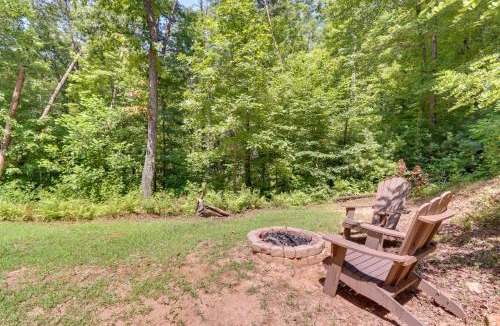 Cherry Log House | Cherry Log Couple’s Cabin Near Hiking & Waterfalls