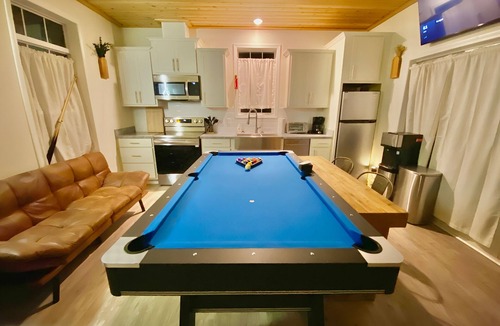 Wilmington House | Chic Wilmington Retreat—Brand-New, Central Location, Pets Welcome, Fast WiFi!