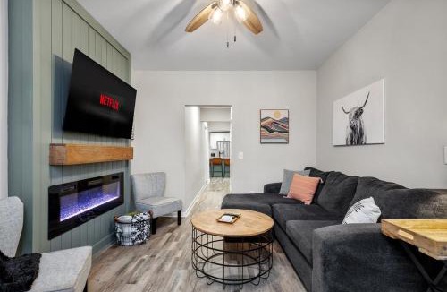 Mosby House | Church Hill Hideaway #1 with 3 BR Backyard Oasis