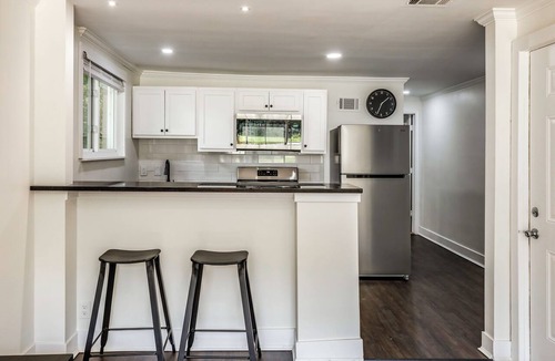 Lincoln Heights Apartment | Cincinnati-Area Condo: Near Shops & Dining