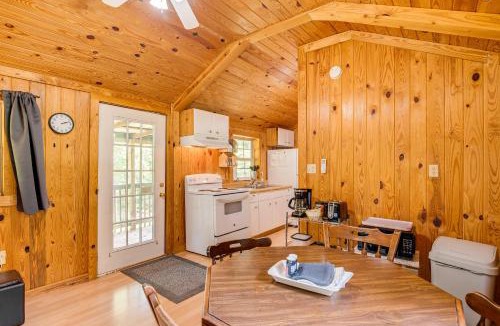 Clarkson House | Clarkson Cabin Near Nolin Lake: 4 Mi to Boat Ramp!