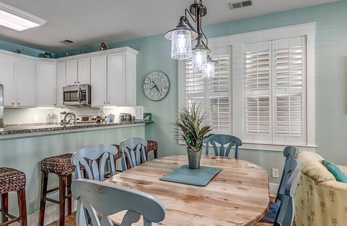 Windy Hill Condo | Classic Elegance 3 Bedroom Townhome with Amenities