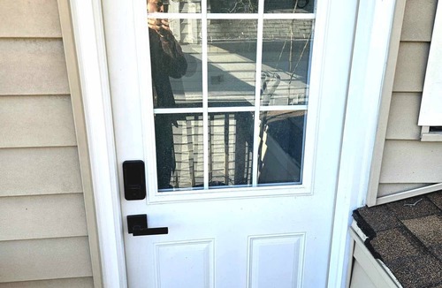 La Porte Apartment | Clean and Comfortable 2-Bedroom Apartment in Downtown LaPorte