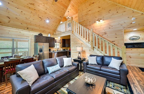 Primrose Cabin | Cliffview Resort Lakefront 4BR, 3BTH- No Smoking/Pets. Fishing Dock, Game Rm.