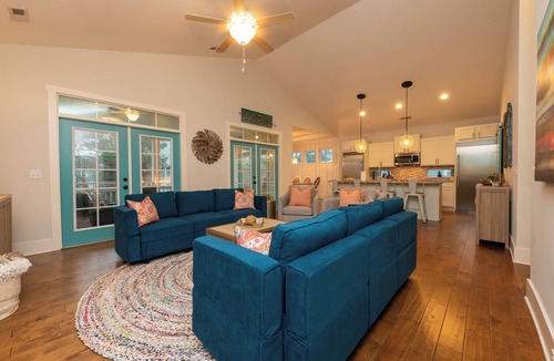 Wilmington Beach House | Close to Everything, Family & Dog Friendly, Covered Porch, Golf Cart