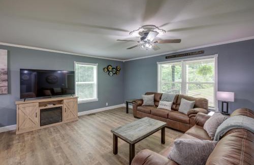 Bryant House | Close to Nickajack Lake! Serene Retreat w/Hot Tub