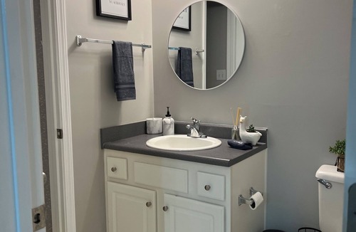 Elizabethtown Apartment | Cloud's Bnb - The Signature Suite, for Cooks.