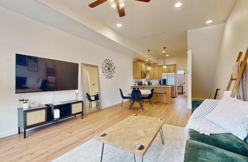 Hilltop House | Cloud View Haven
