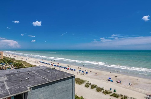 Myrtle Beach House | Coastal Vibes - King Condo Smart TV's & Sleeps 4