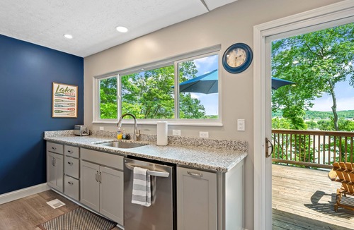 Kingston House | Come enjoy a beautiful view from our cozy lake house!
