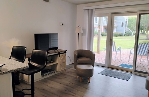 Hertford Condo | COME STAY AND PLAY IN COASTAL NORTH CAROLINA AT ALBEMARLE PLANTATION