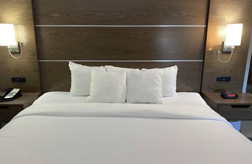 Scottsboro Hotel | Comfort Inn and Suites Near Lake Guntersville