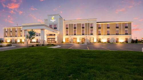 Jasper Hotel | Comfort Inn Jasper South