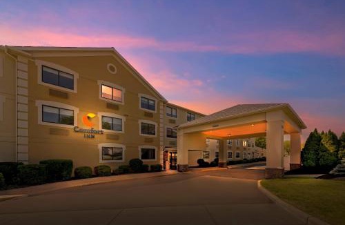 Huron Hotel | Comfort Inn River's Edge
