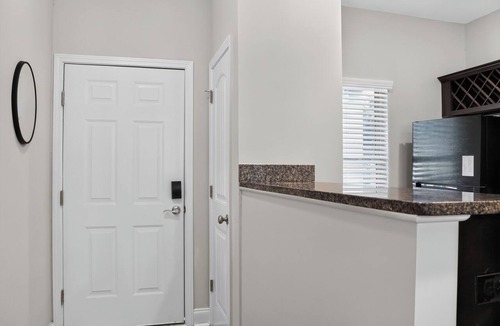 Savannah Apartment | Comfortable 2BR Home Away From Home