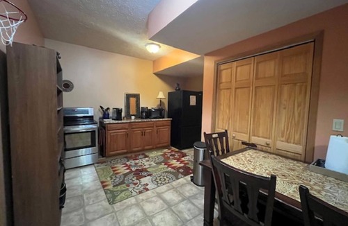 Bloomington Apartment | Comfortable home 2 1/2 mi. to downtown Bloomington, minutes to campus