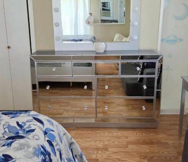 Calumet Park Apartment | Comfortable & Relaxing Charming 3BR unit