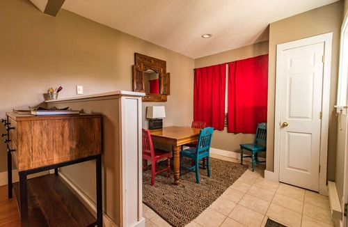 West Eugene House | Comfortable renovated cottage from 1910 - easy access to everything