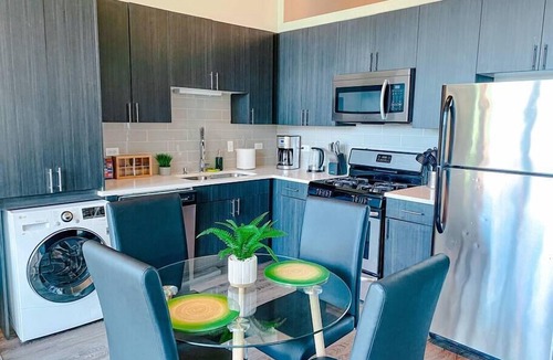 Near South Side Apartment | Comfy 2BR Family Haven with Skyline Views Near McCormick Place & Museums