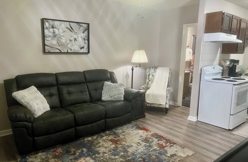 Richmond Apartment | Comfy Upstairs 2 bed/1 bath near EKU in Richmond