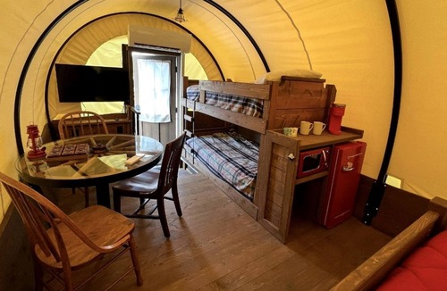 Lancaster House | Confortable Caravan with Nice Vistas in Danville, Kentucky