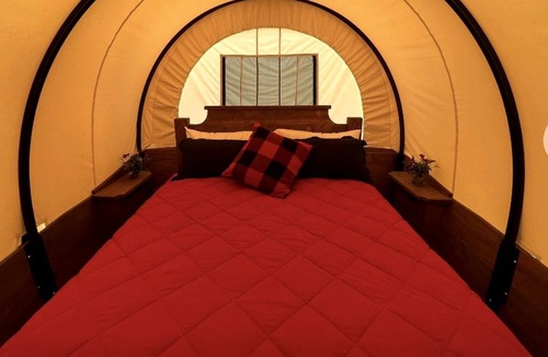 Lancaster House | Confortable Caravan with Nice Vistas in Danville, Kentucky