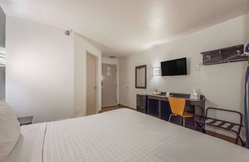 Knoxville Hotel | Convenient Base for Exploring Knoxville – Affordable & Relaxing Stay