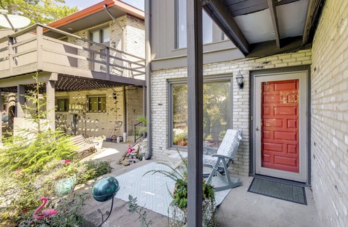 Lawrence Condo | Convenient Condo 8 Mi to Dtwn Indianapolis!