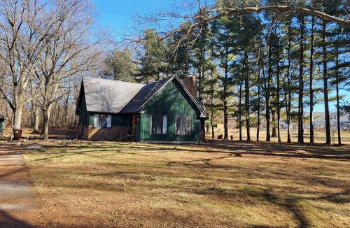 La Porte Cottage | COTTAGE A FRAME, PRIVATE 2 ACRE LOT, LAKE MICHIGAN, DUNES, SLEEPS 8, PETS OK