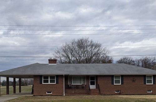 Shacklefords House | Country Ranch close to area historical attractions