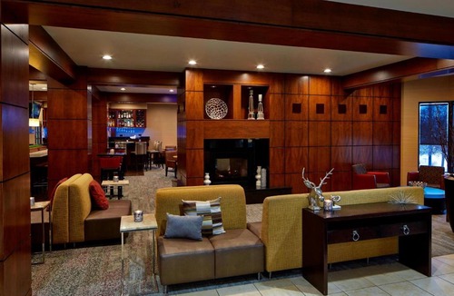 East Bloomington Hotel | Courtyard by Marriott Bloomington Mall of America